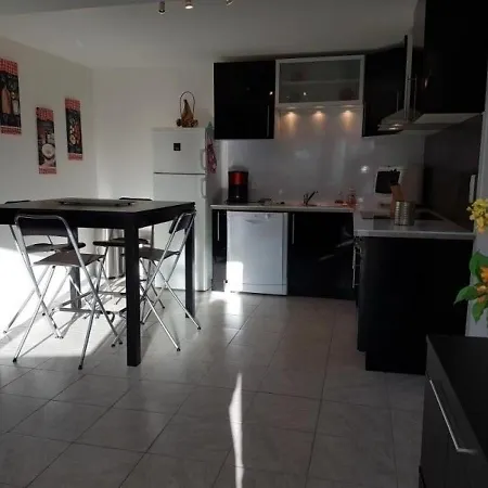 House Perche, Fish And Gites Feriehus *